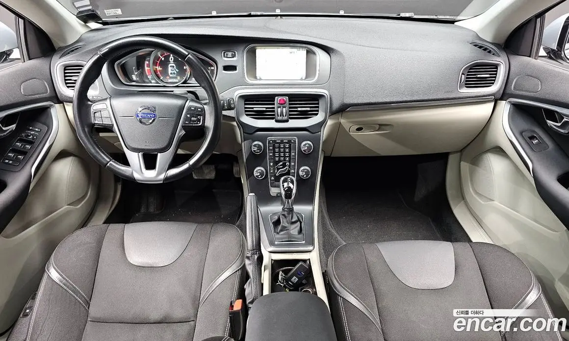 Volvo V40 2014 1.6 автомат (гидро), фото 7