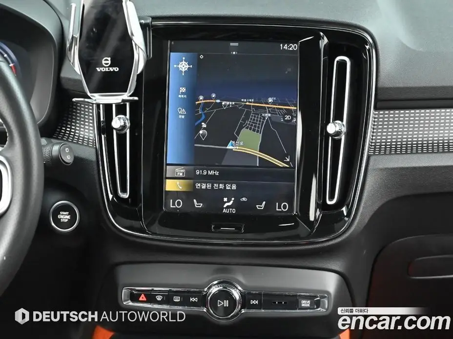 Volvo XC40 2019 2.0 автомат (гидро), фото 14