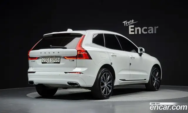 Volvo XC60 2020 2.0 автомат (гидро), миниатюра 2