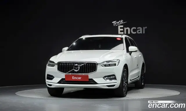 Volvo XC60 2020 2.0 автомат (гидро), миниатюра 3