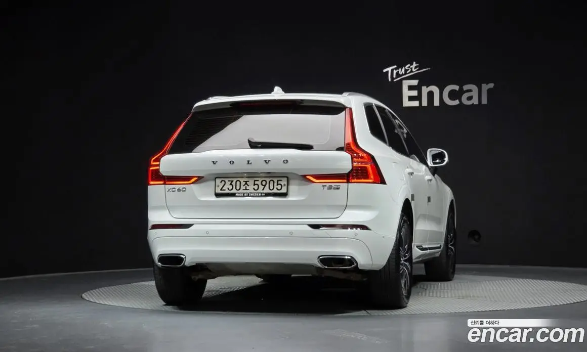 Volvo XC60 2020 2.0 автомат (гидро), фото 4
