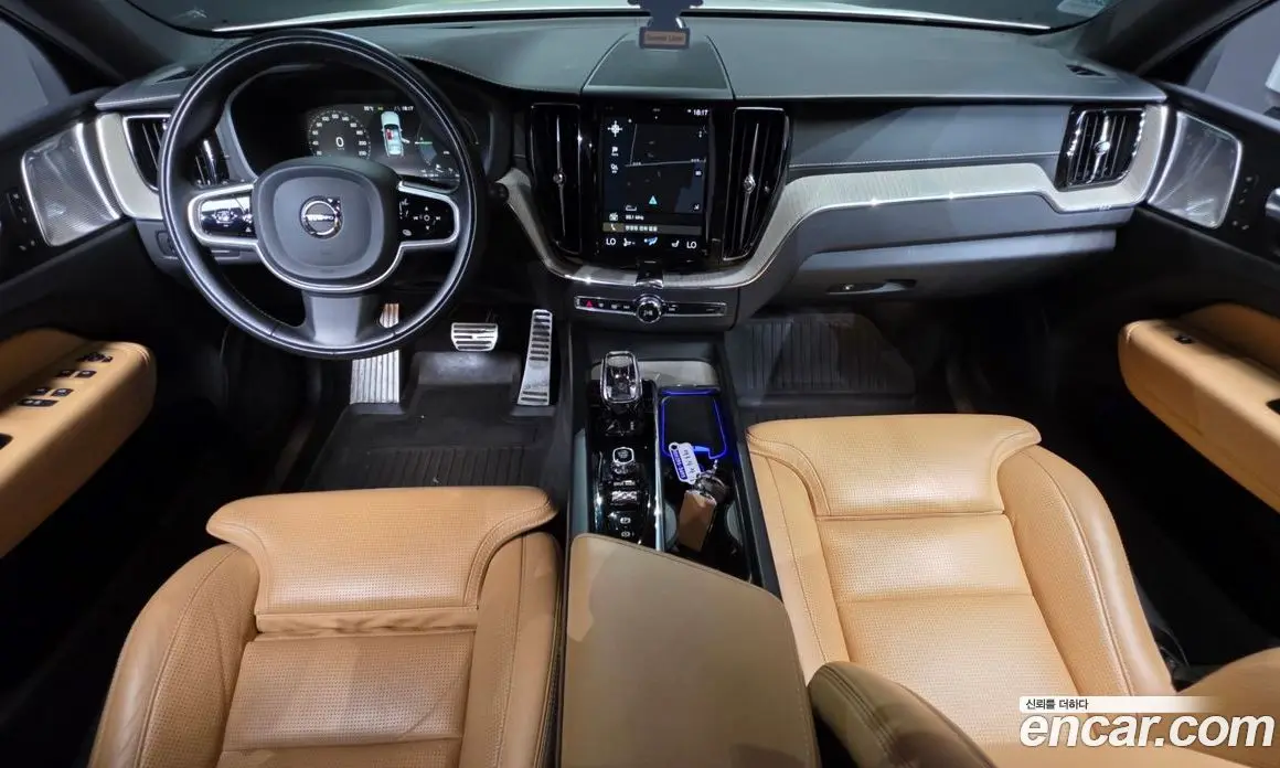 Volvo XC60 2020 2.0 автомат (гидро), фото 10