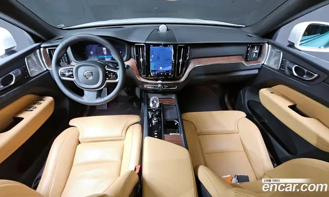 Volvo XC60 2023 2.0 автомат (гидро), миниатюра 7