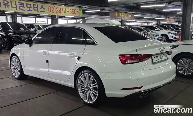 Audi A3 2018 2.0 автомат (гидро), миниатюра 2