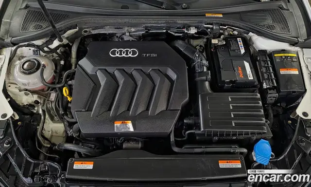 Audi A3 2018 2.0 автомат (гидро), миниатюра 11