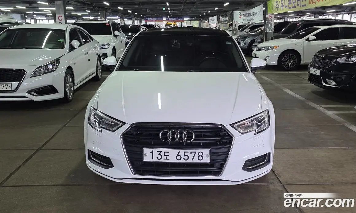 Audi A3 2018 2.0 автомат (гидро), фото 18