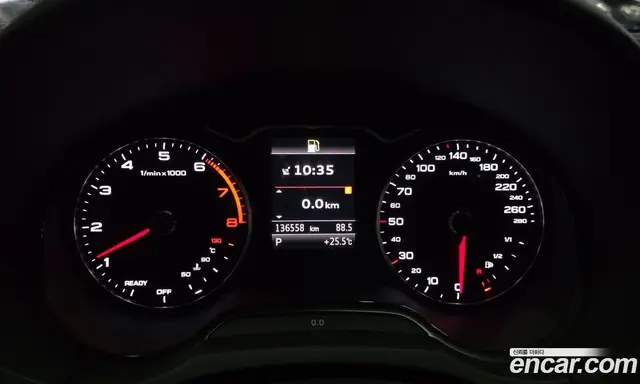 Audi A3 2018 2.0 автомат (гидро), миниатюра 9