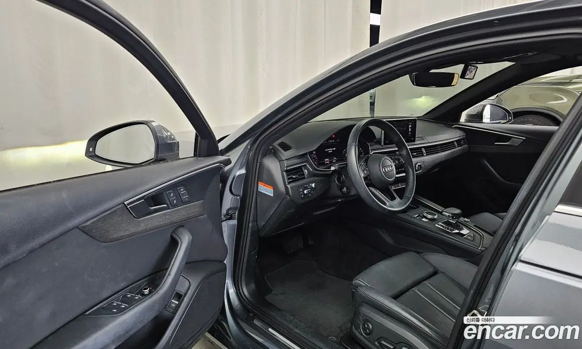 Audi A4 2019 2.0 автомат (гидро), фото 13