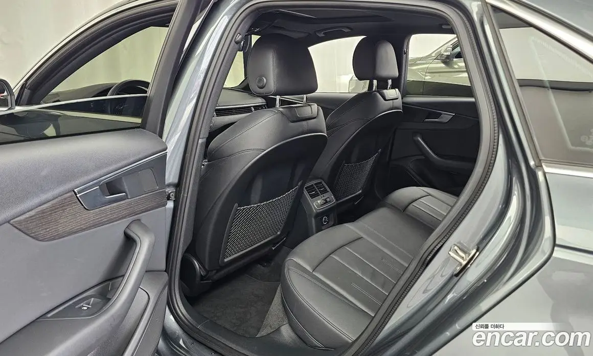 Audi A4 2019 2.0 автомат (гидро), фото 31
