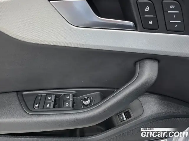 Audi A4 2023 2.0 автомат (гидро), миниатюра 12