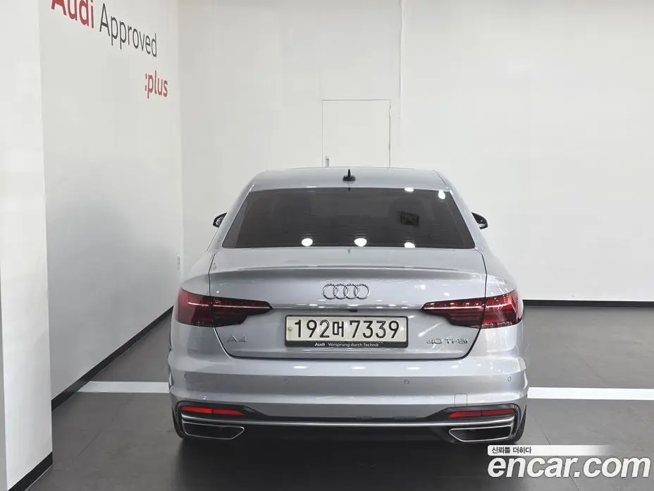 Audi A4 2023 2.0 автомат (гидро), фото 4