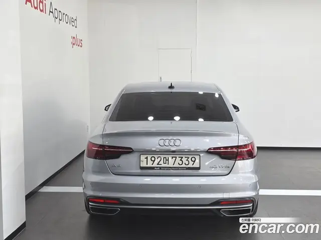 Audi A4 2023 2.0 автомат (гидро), миниатюра 4