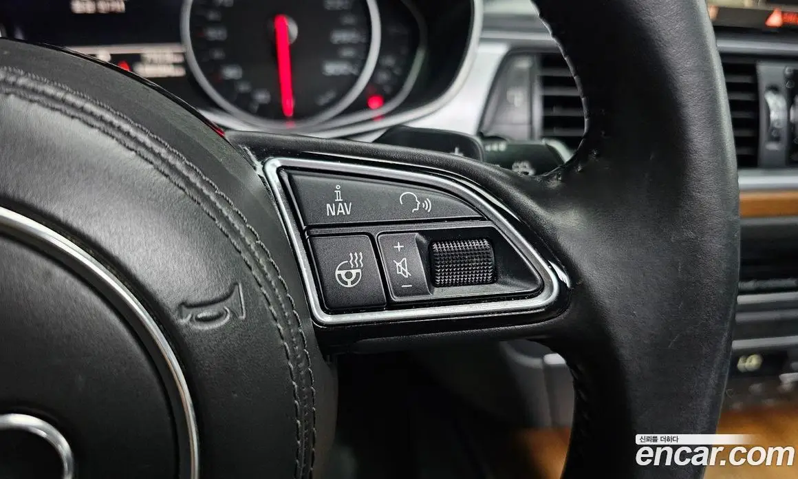 Audi A6 2016 3.0 автомат (гидро), фото 15