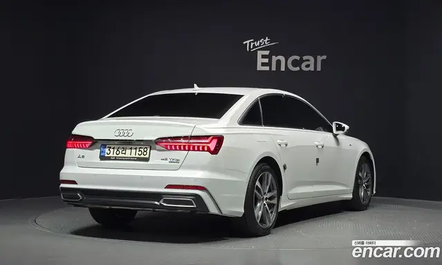 Audi A6 2022 2.0 автомат (гидро), миниатюра 2