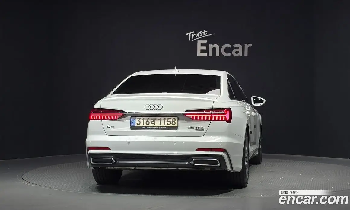 Audi A6 2022 2.0 автомат (гидро), фото 4