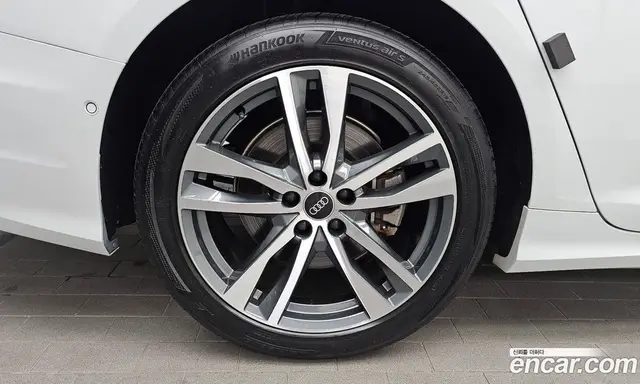 Audi A6 2022 2.0 автомат (гидро), миниатюра 5