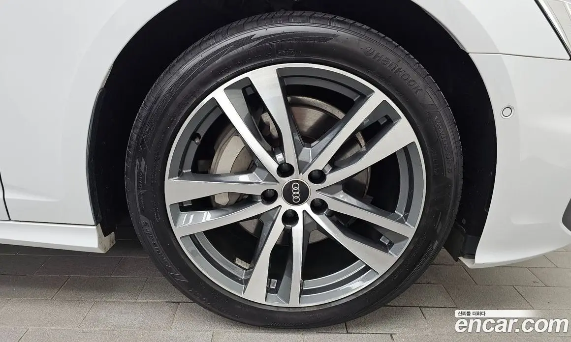 Audi A6 2022 2.0 автомат (гидро), фото 7