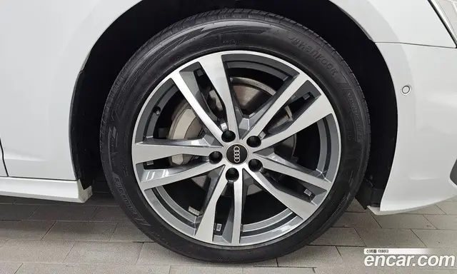 Audi A6 2022 2.0 автомат (гидро), миниатюра 7
