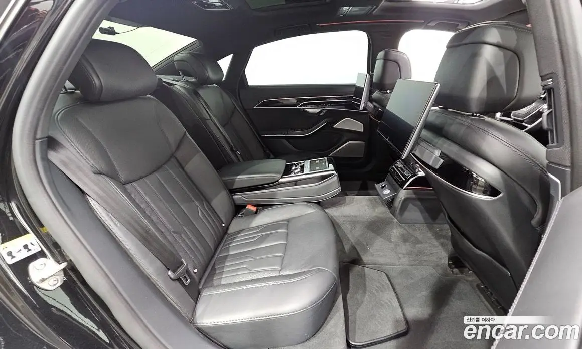Audi A8 2021 3.0 автомат (гидро), фото 17