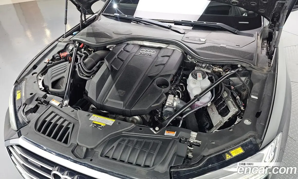 Audi A8 2021 3.0 автомат (гидро), фото 6