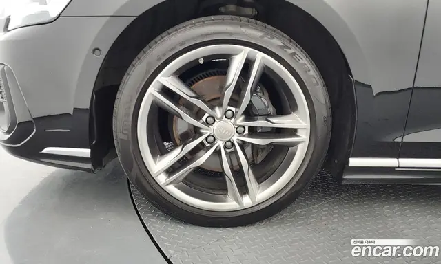Audi A8 2023 3.0 автомат (гидро), миниатюра 5