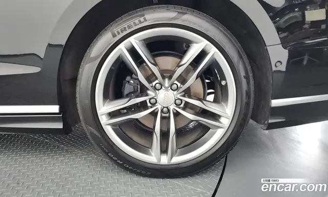Audi A8 2023 3.0 автомат (гидро), миниатюра 7