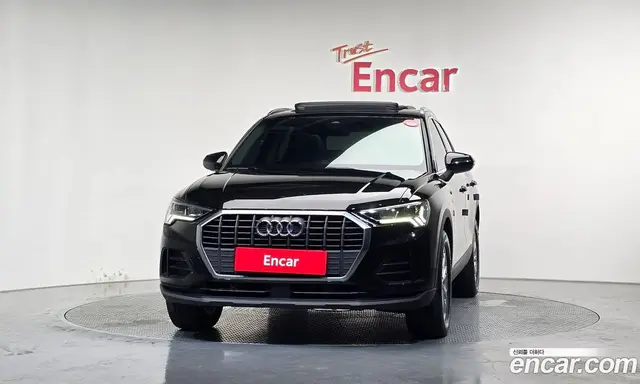 Audi Q3 2023 2.0 автомат (гидро), миниатюра 3