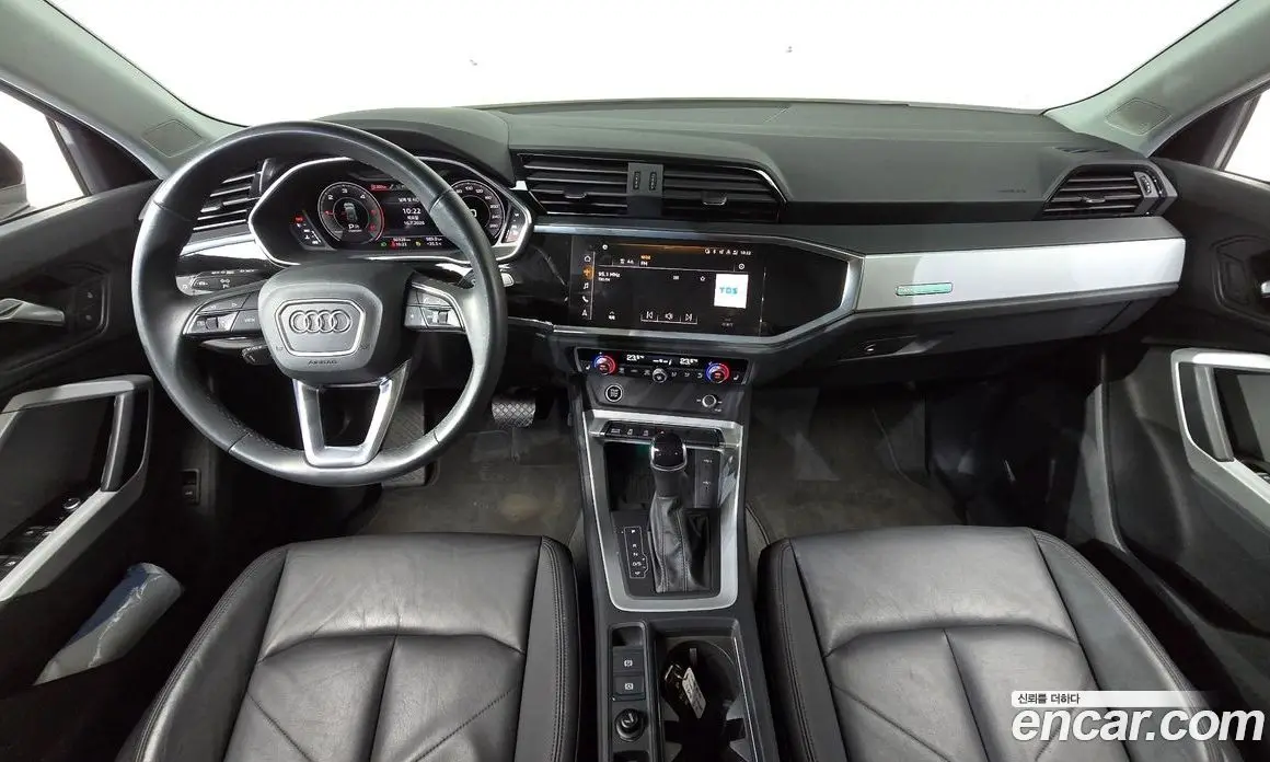 Audi Q3 2023 2.0 автомат (гидро), фото 7