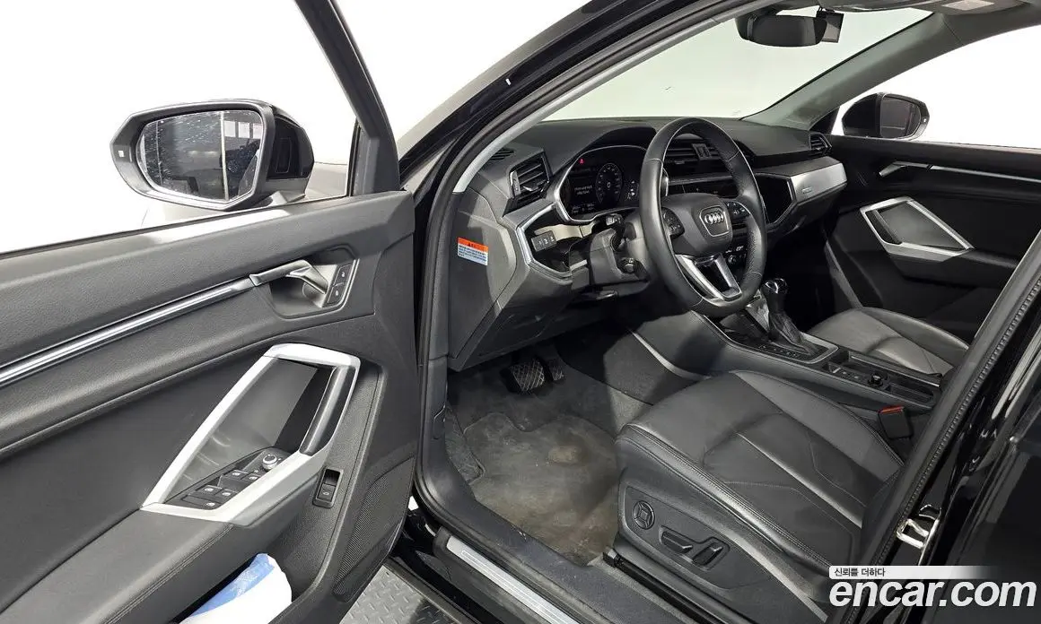 Audi Q3 2023 2.0 автомат (гидро), фото 10