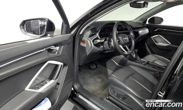 Audi Q3 2023 2.0 автомат (гидро), миниатюра 10