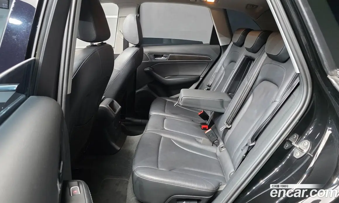 Audi Q5 2015 2.0 автомат (гидро), фото 12