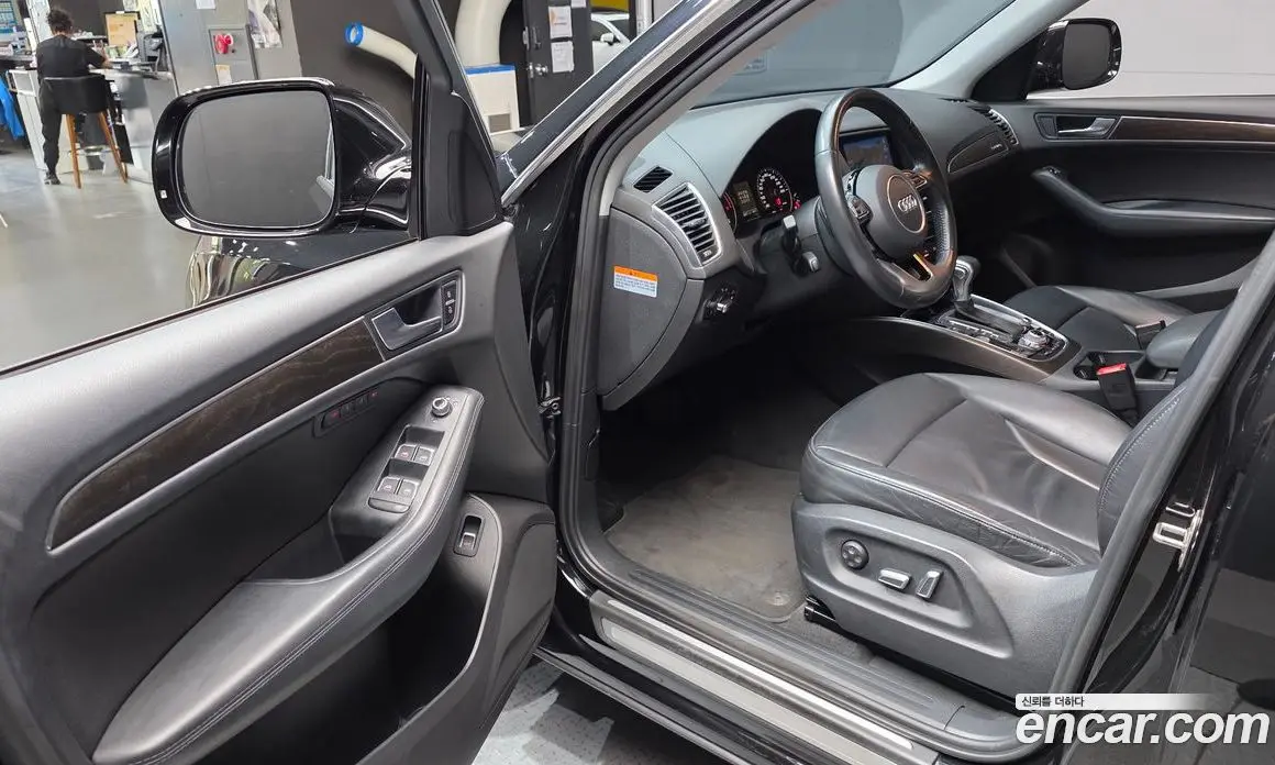 Audi Q5 2015 2.0 автомат (гидро), фото 10