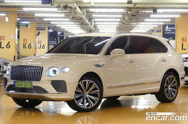 Bentley Bentayga, 2024, 9 330 км