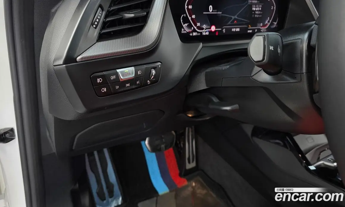 BMW 1 серия 2021 2.0 автомат (гидро), фото 23