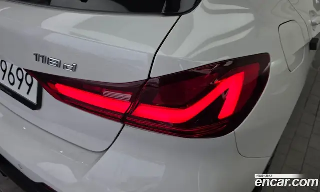 BMW 1 серия 2021 2.0 автомат (гидро), миниатюра 9
