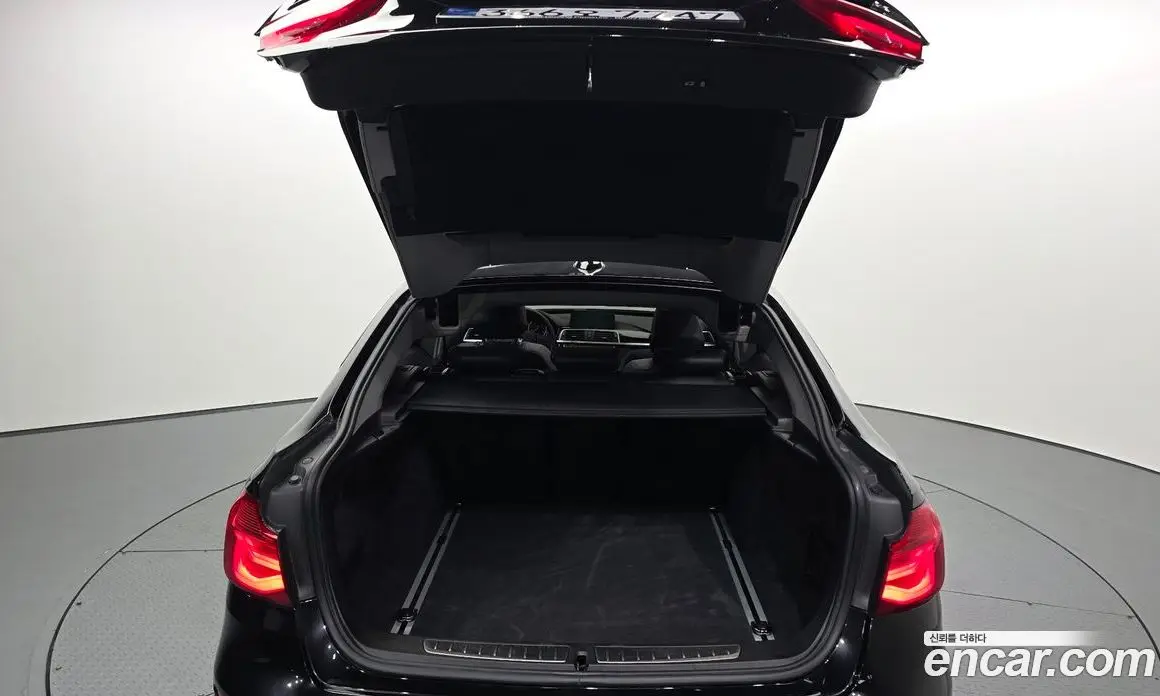 BMW 3 серия 2017 2.0 автомат (гидро), фото 20