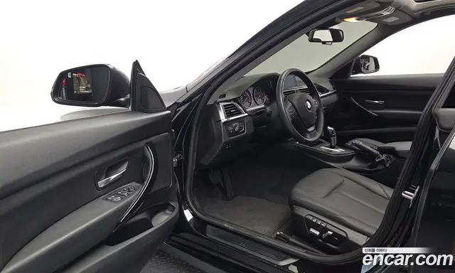 BMW 3 серия 2017 2.0 автомат (гидро), миниатюра 10