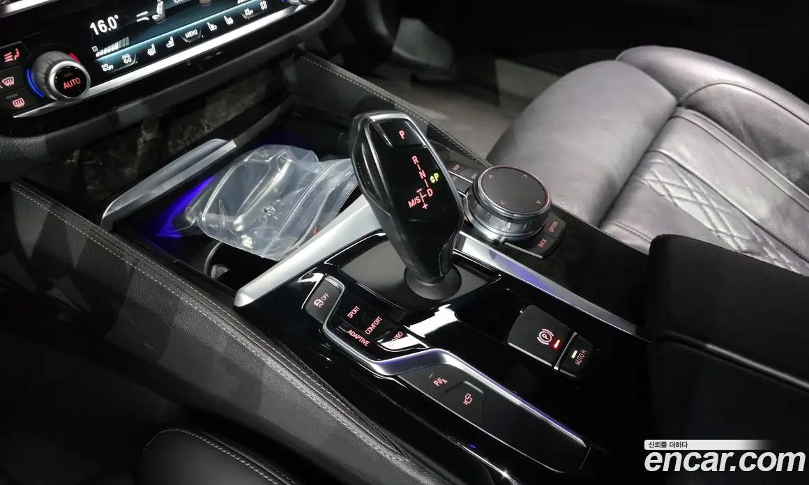 BMW 5 серия 2018 3.0 автомат (гидро), фото 12