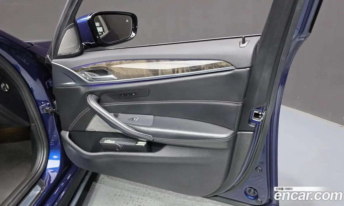 BMW 5 серия 2018 3.0 автомат (гидро), фото 14