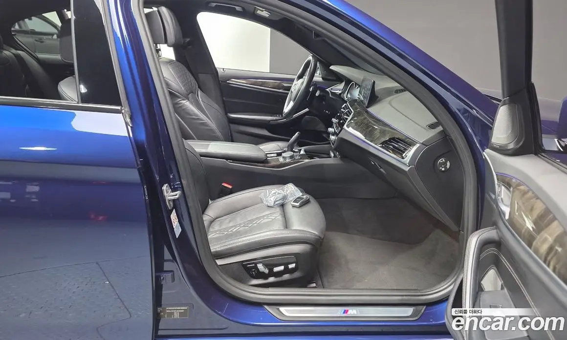 BMW 5 серия 2018 3.0 автомат (гидро), фото 16