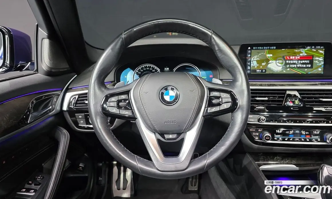 BMW 5 серия 2018 3.0 автомат (гидро), фото 21
