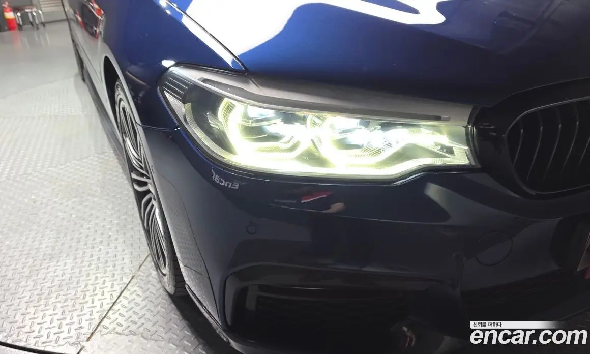 BMW 5 серия 2018 3.0 автомат (гидро), фото 8