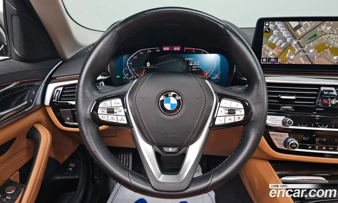BMW 5 серия 2021 2.0 автомат (гидро), фото 14