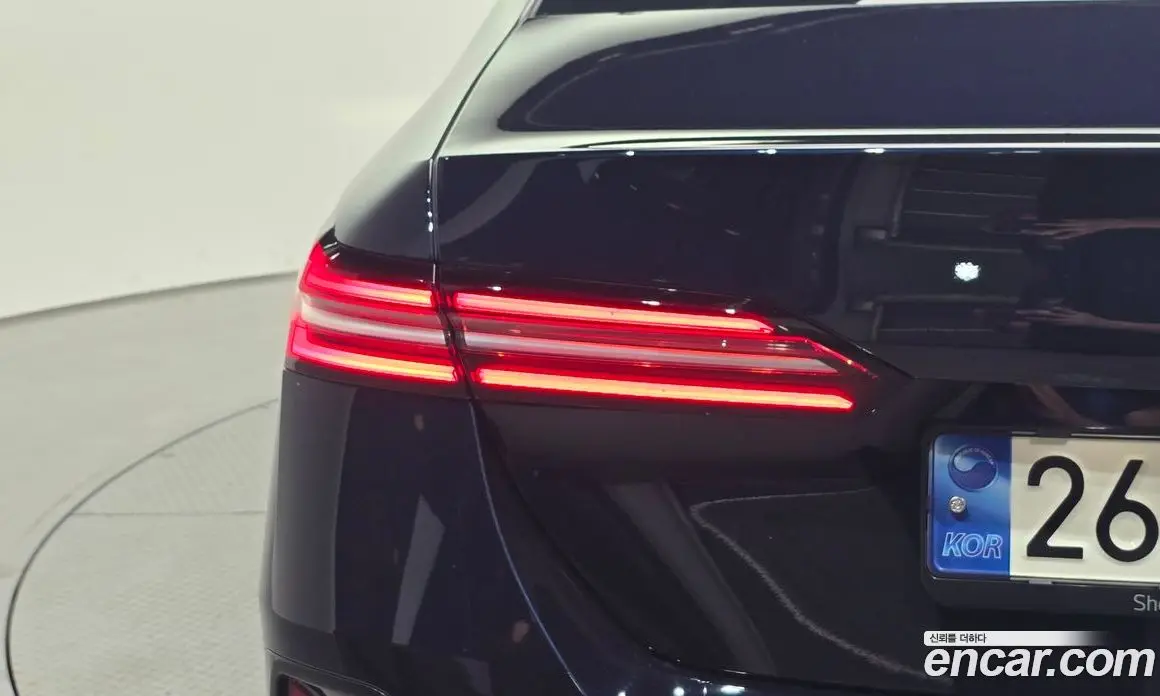 BMW 5 серия 2023 2.0 автомат (гидро), фото 9