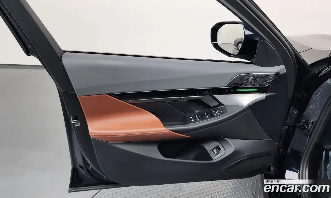 BMW 5 серия 2024 2.0 автомат (гидро), фото 14