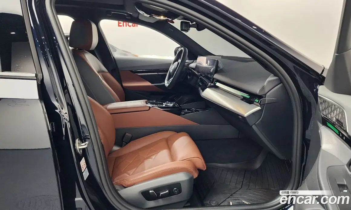 BMW 5 серия 2024 2.0 автомат (гидро), фото 16