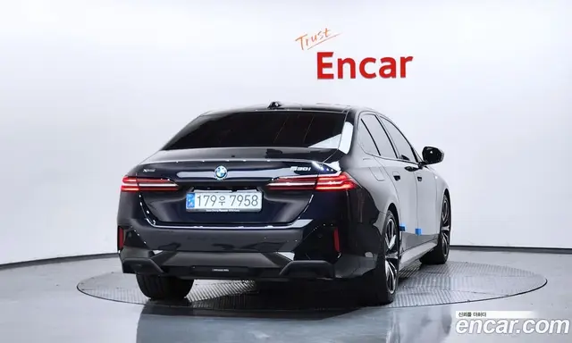 BMW 5 серия 2024 2.0 автомат (гидро), миниатюра 4