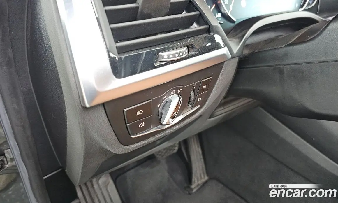 BMW X3 2019 2.0 автомат (гидро), фото 16