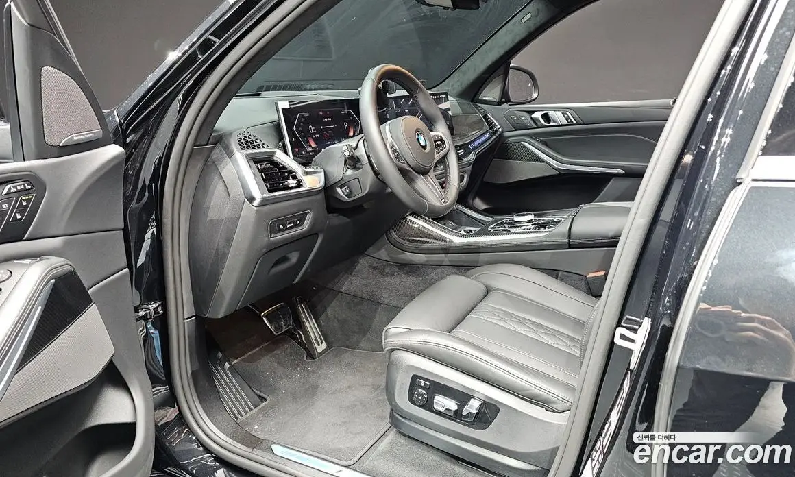 BMW X7 2025 3.0 автомат (гидро), фото 13