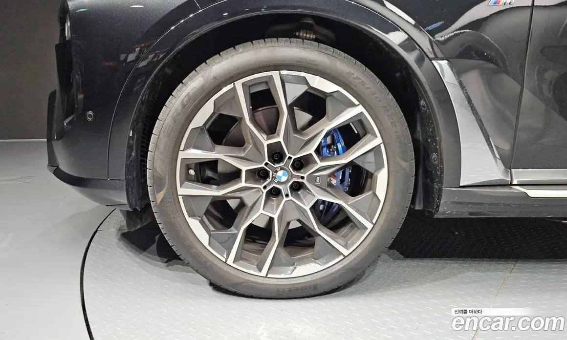 BMW X7 2025 3.0 автомат (гидро), фото 5